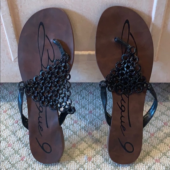 Sandals - Picture 3 of 3